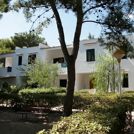 Tatil parkı Villaggio Turistico Delfino 3*